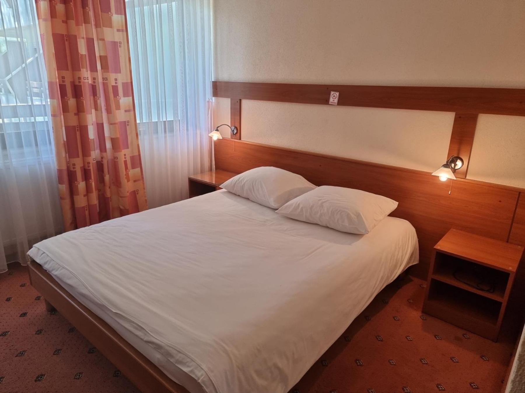 Hotel Ada Bihać Kültér fotó