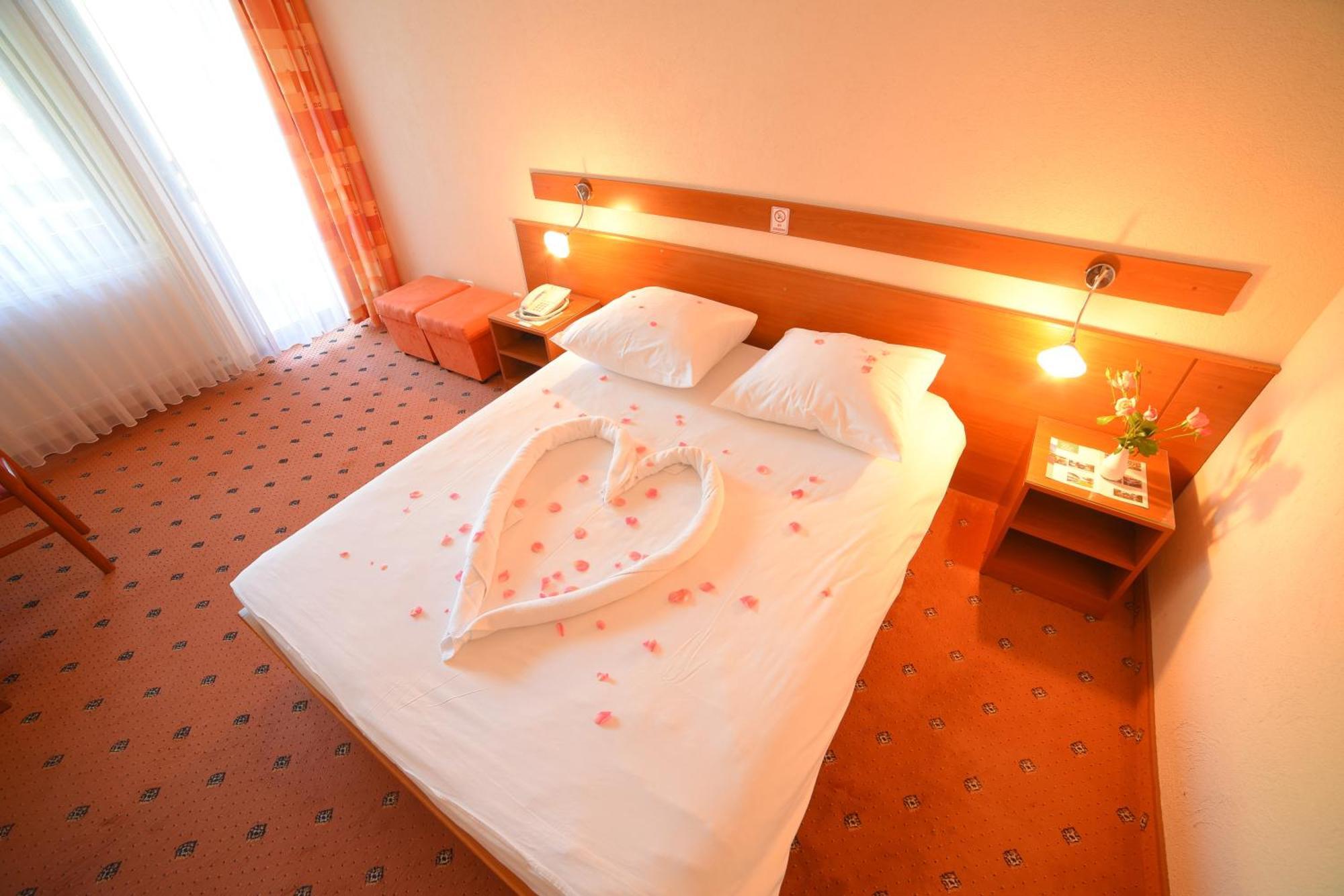 Hotel Ada Bihać Kültér fotó