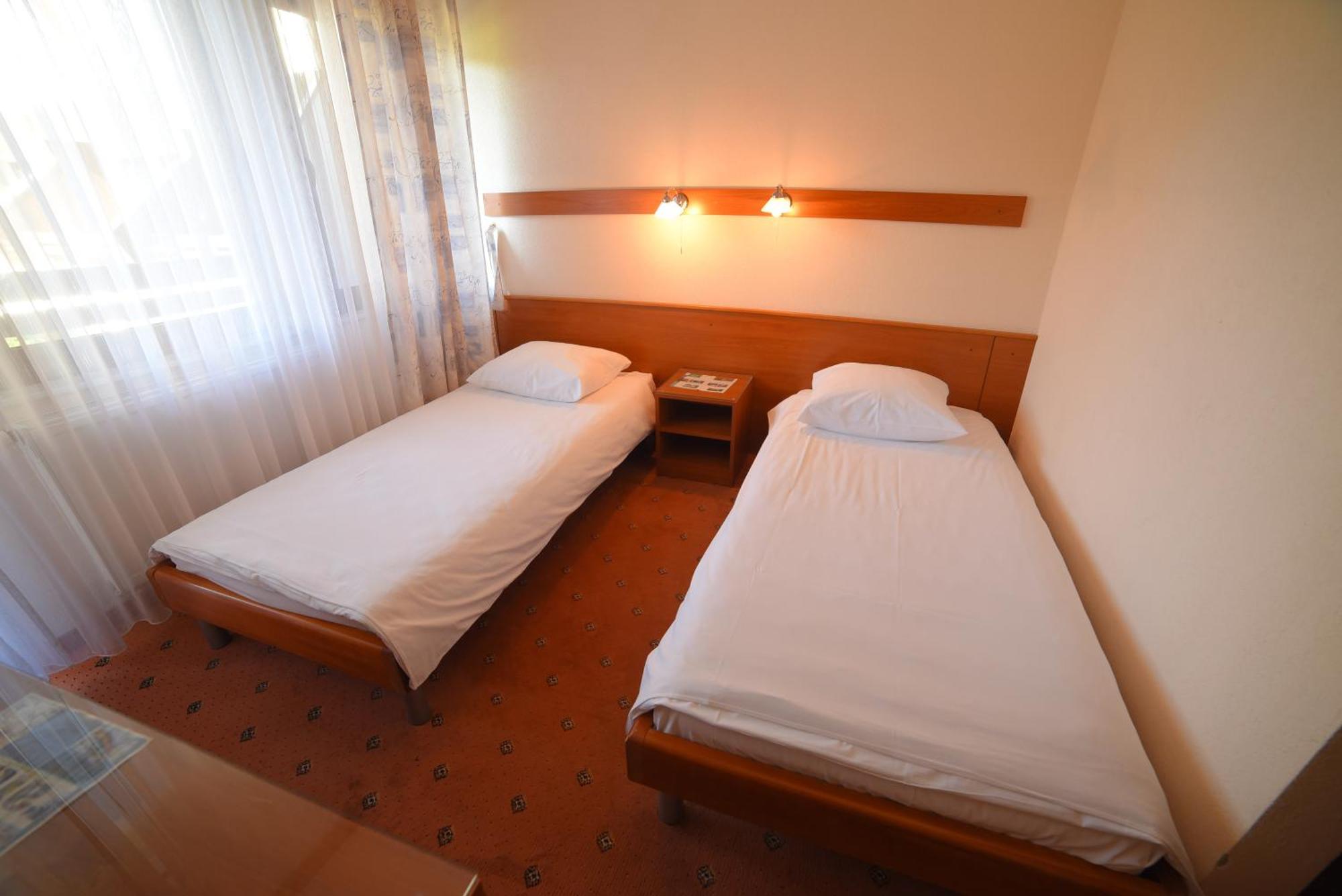 Hotel Ada Bihać Kültér fotó