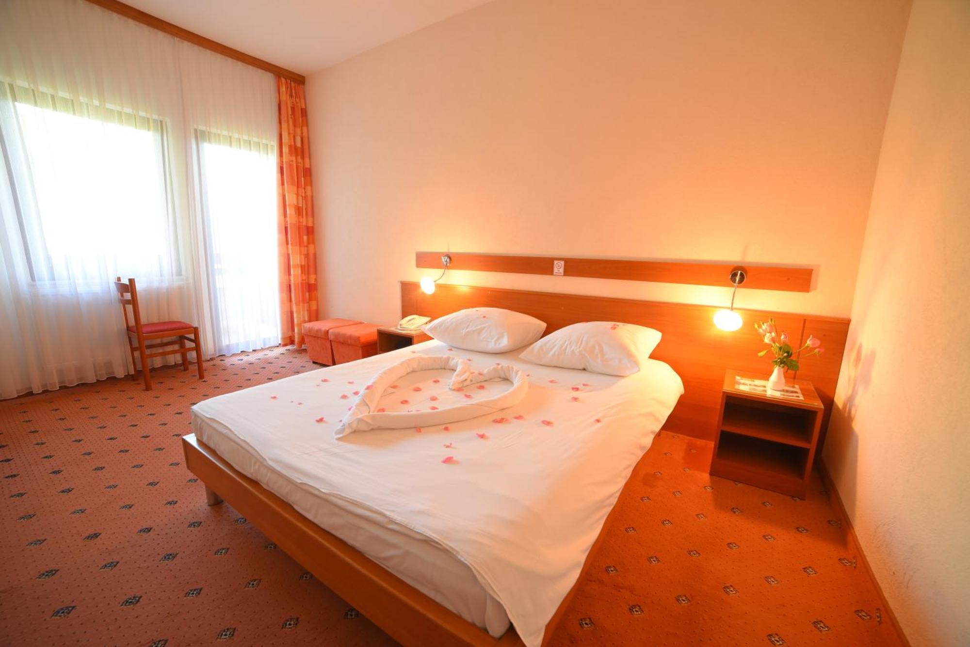 Hotel Ada Bihać Kültér fotó