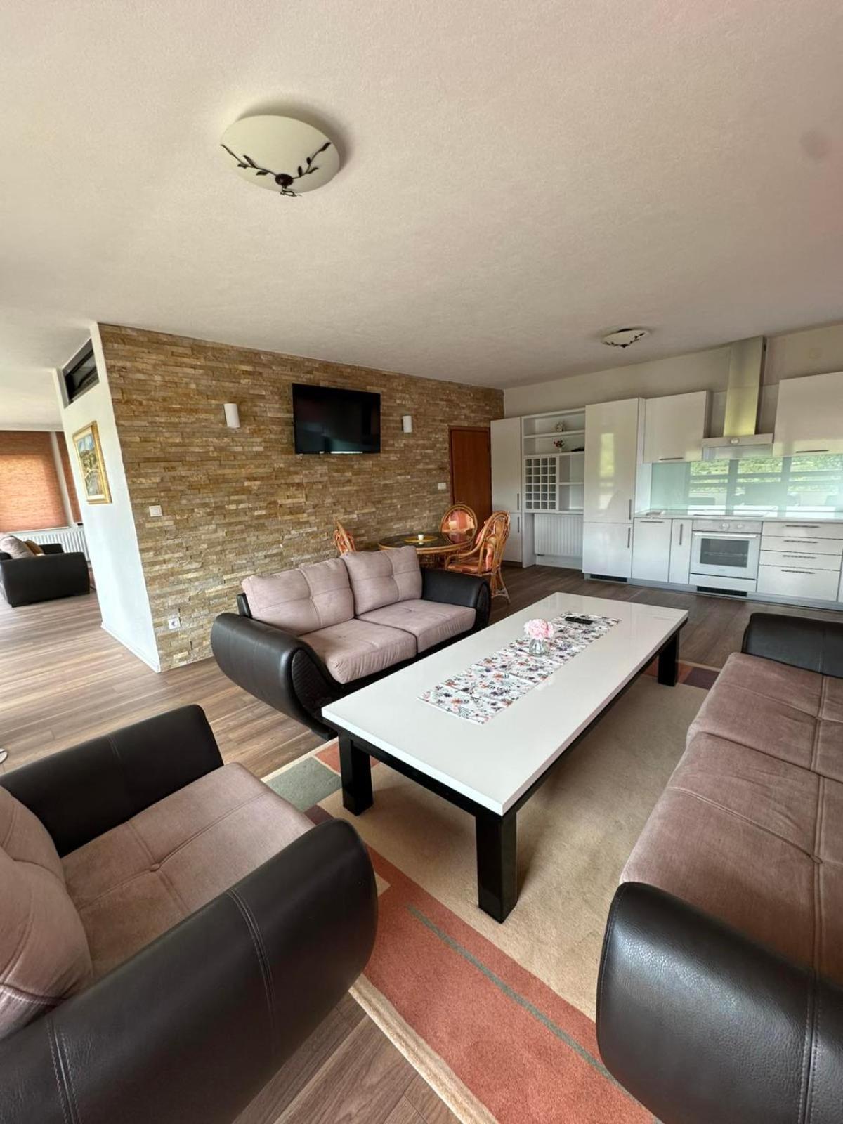 Hotel Ada Bihać Kültér fotó
